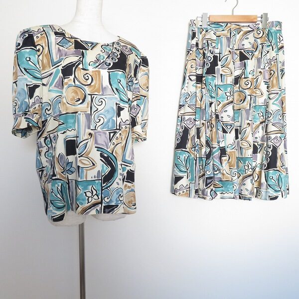 マルチな雰囲気溢れた レリアンのセットアップを買取しました