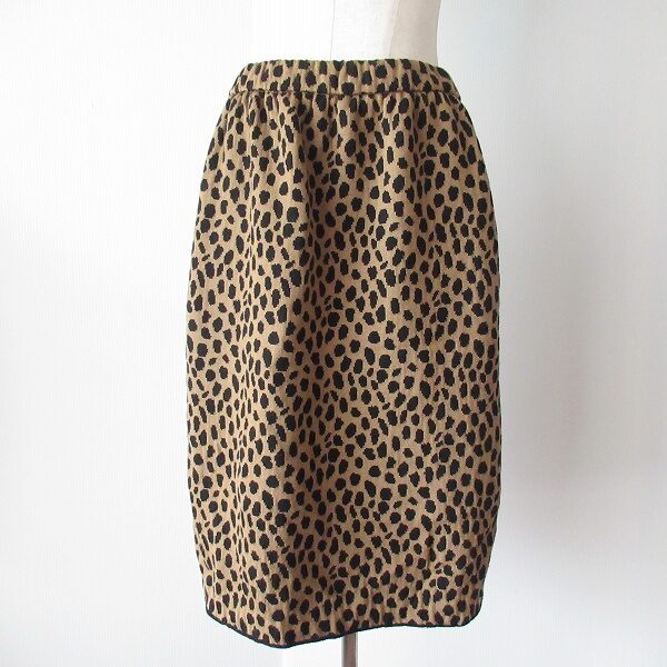 レリアンのヒョウ柄スカートを出張買取ご利用のお客様より買取しました