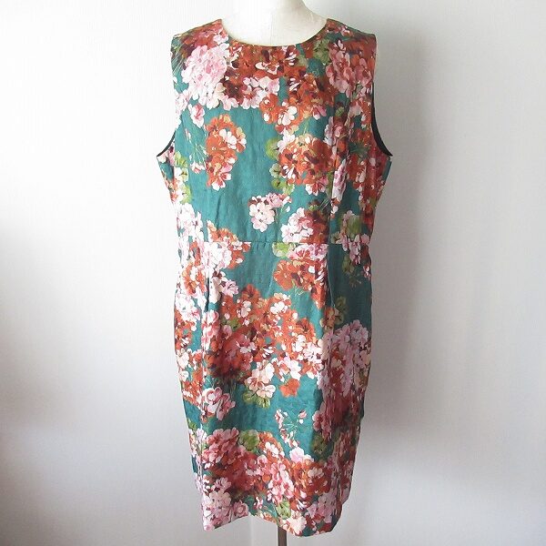 豪華なのにシックさもある ローズティアラのワンピースを買取しました