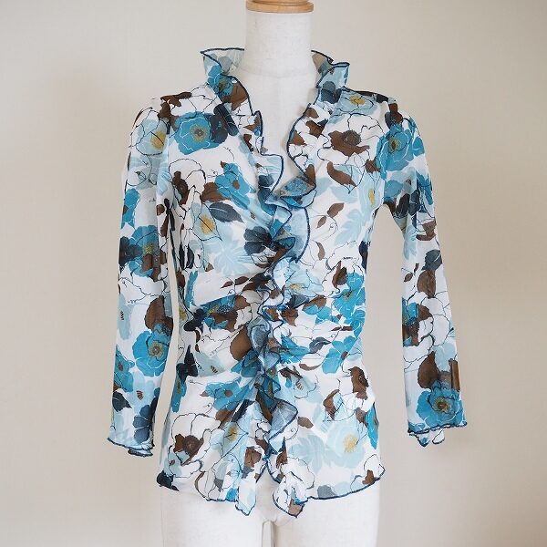 フリルが決めて レリアンのカットソーを買取しました！