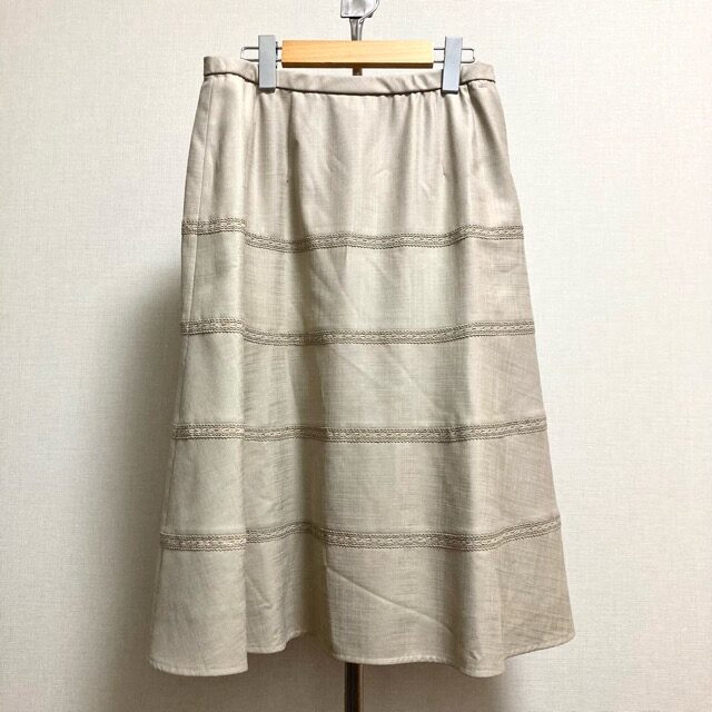 使いやすさが詰まったお洒落な一品 レリアンのスカートを買取しました