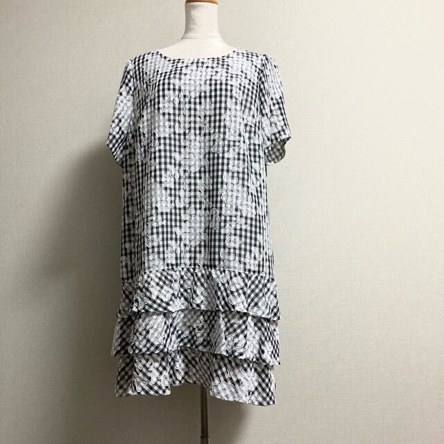 ローズティアラのチュニックを買取しました！ギンガムとお花がレア