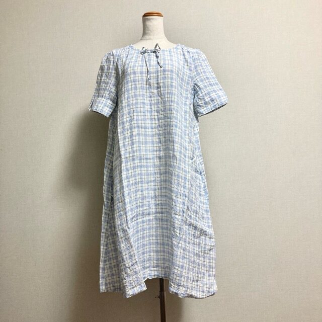穏やかな柄も可愛らしい マドモアゼルノンノンのシャツワンピースを買取しました