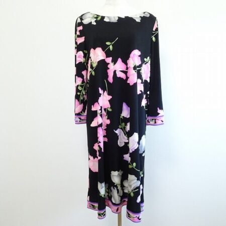 綺麗さに息も止まりそう レオナールのワンピースを買取しました