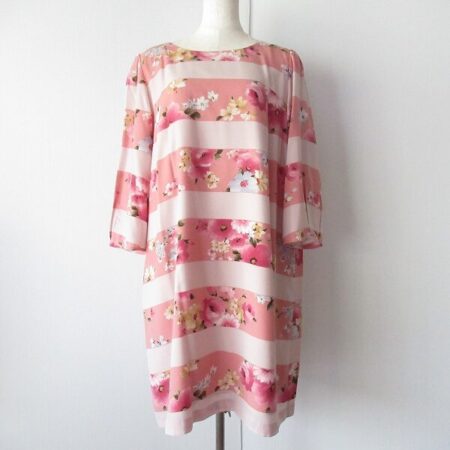 ボーダーと花が楽しませてくれる ローズティアラのワンピースを買取しました