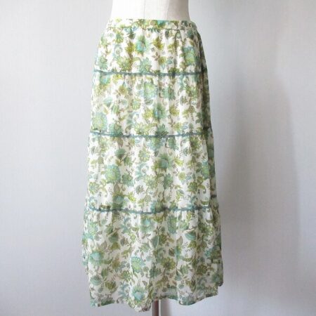 レリアンの花柄スカートを出張買取ご利用のお客様より買取しました