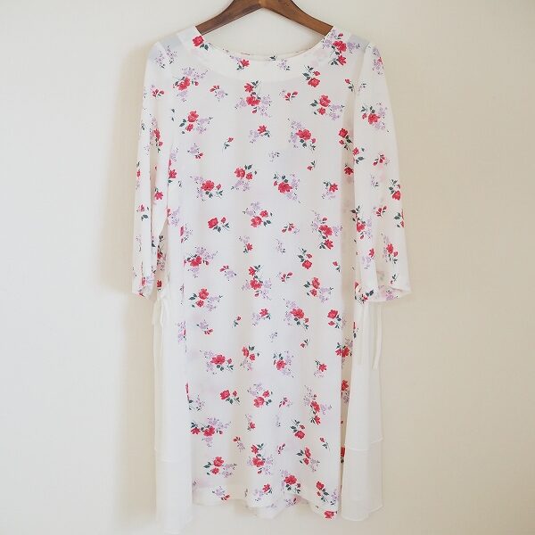 ローズティアラのワンピースを買取しました!ポップで明るい柄が魅力