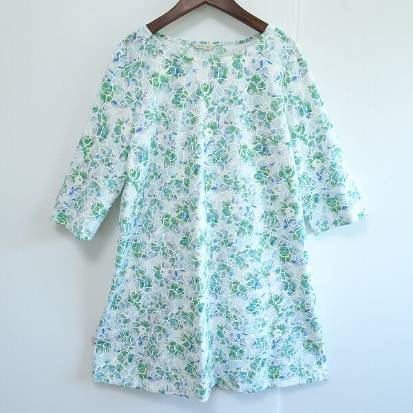 ローズティアラのワンピースを買取しました！緑系青の優雅さ際立つ