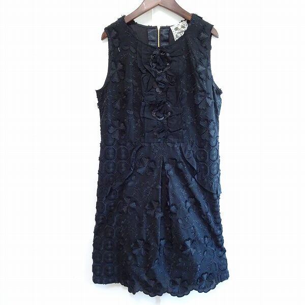 【お買取】ノースリーブで安定感を出しつつ綺麗に着られる ローズティアラのワンピース