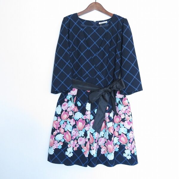 ローズティアラのワンピースを店頭預り買取にて買取しました