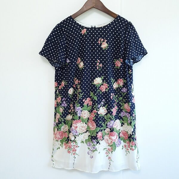 ローズティアラのワンピースを買取しました！ドットとお花で色っぽい