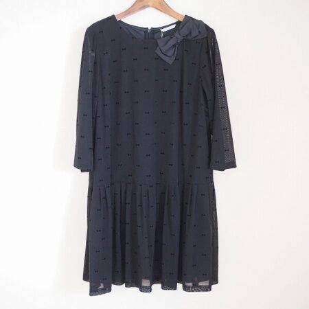 シンプルなのに華やぐ ローズティアラのワンピースを買取しました