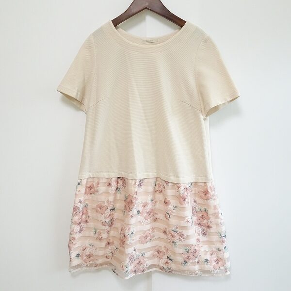 ローズティアラのワンピースを買取しました!強すぎないボーダーと花が可愛い