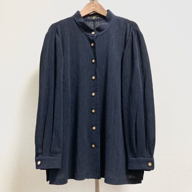 スタンドカラーがかっこいい レリアンのブラウスを買取しました