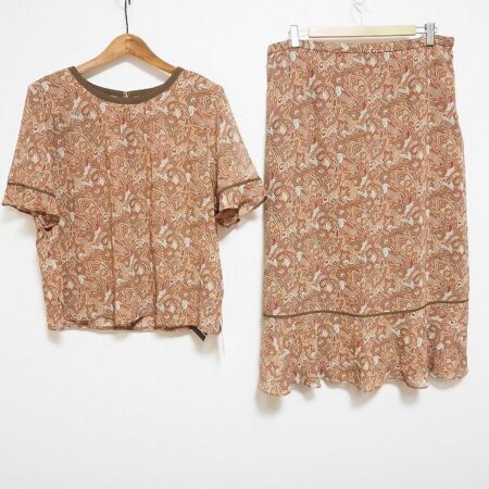 ペイズリー柄のレアなセットアップ レリアンのツーピースを買取しました