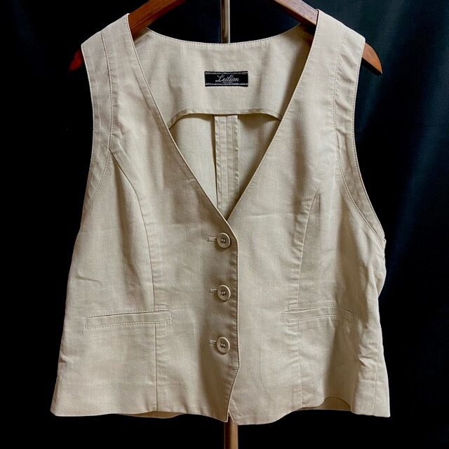 コンパクトで使いやすい レリアンのジレを買取しました