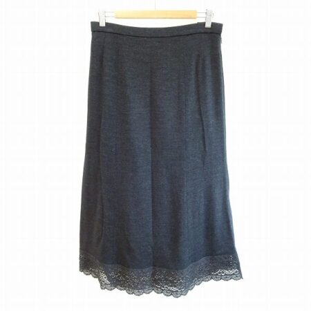 さりげないレース使いが綺麗 レリアンのスカートを買取しました