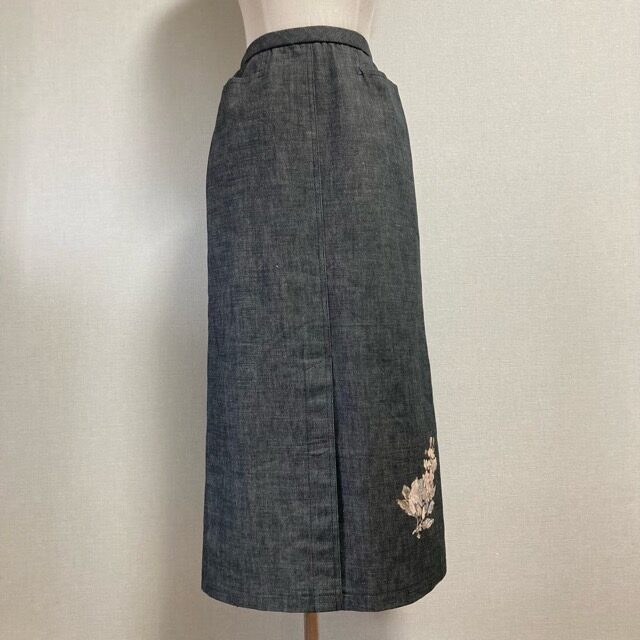 メリハリある感じがいい レリアンのスカートを買取しました