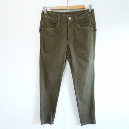 ヨーガンレールのパンツを買取しました！カーキ色のかっこよさが目立つ