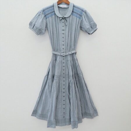 不規則なチェックがかわいい ワンダフルワールドのワンピースを買取しました