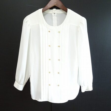 白×プリーツの綺麗さにうっとり レリアンのブラウスを買取しました