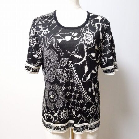 レオナールのカットソーを宅配買取させていただきました