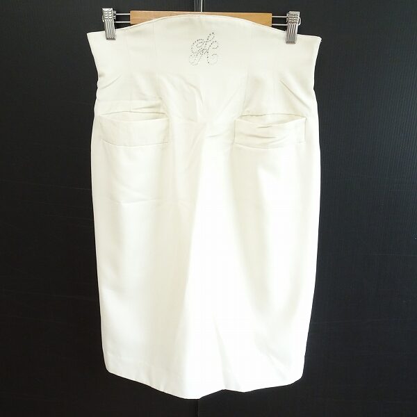 伊太利屋のスカートを出張買取ご利用のお客様より買取しました