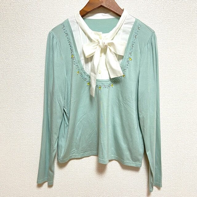 重ね着風でおしゃれ心もあり｜レリアンのジャケットを買取しました