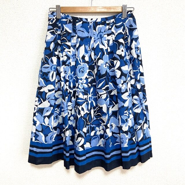 涼しく爽やかでいられる レリアンのスカートを買取しました