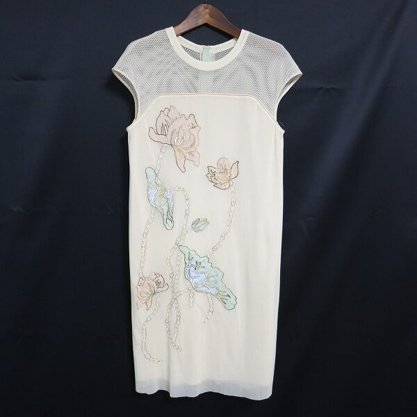 メッシュでセクシーながらもさっぱり ヴィヴィアンタムのワンピース