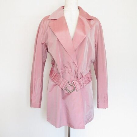 ピンクとシルクの光沢感がマッチ アクリスのコートを買取しました