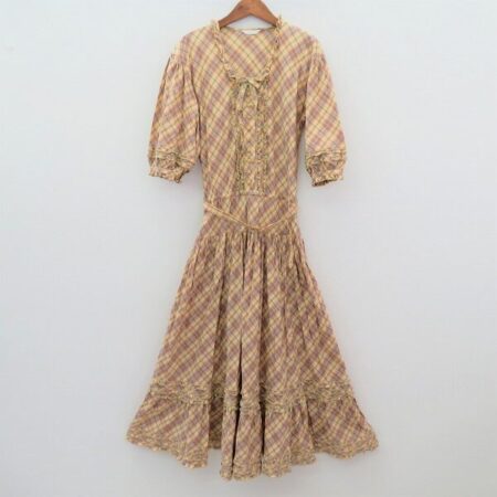 疑問・不安をなくして買取します！カネコイサオのワンピースを買取いたしました