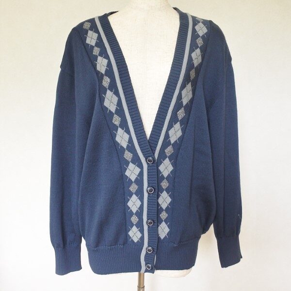 買取店が遠くても安心！宅配買取にてレリアンのカーディガンを買取いたしました