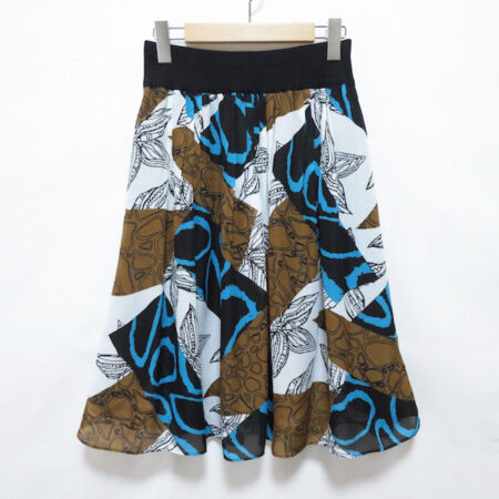 ヒロコビスのスカートを宅配買取ご利用のお客様より買取しました