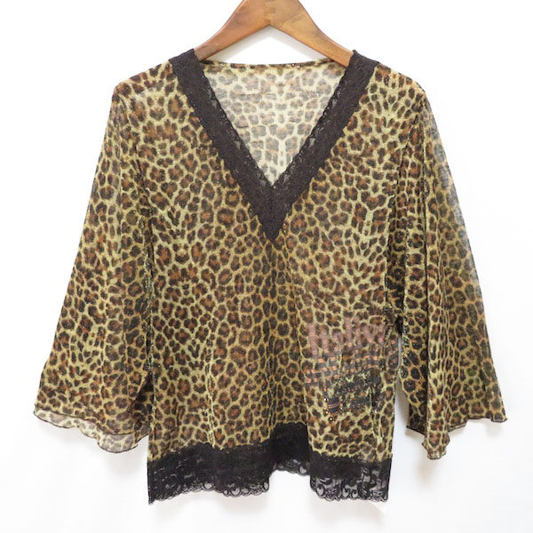 くっきりとしたヒョウの柄がアクセントに！伊太利屋のカットソーをお買取