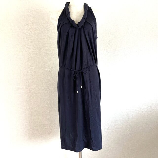 セクシーさアップ｜マックスマーラのワンピースを買取しました