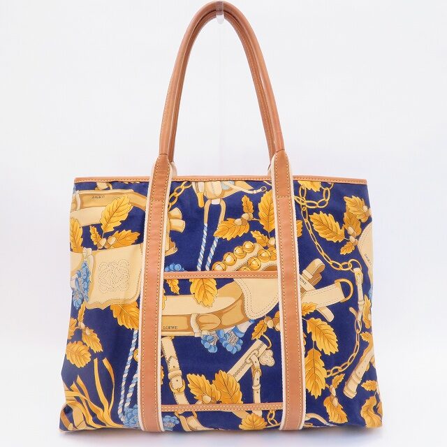 ロエベのトートバッグを買取しました!ボタニカル柄で元気に