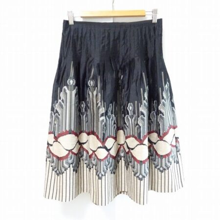 ワイルドな柄にも注目 ヒロココシノのスカートを買取しました