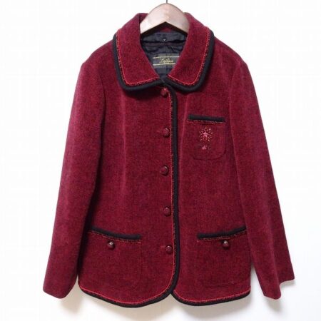 えんじの色味とはっきり襟が好印象 レリアンのジャケットを買取しました