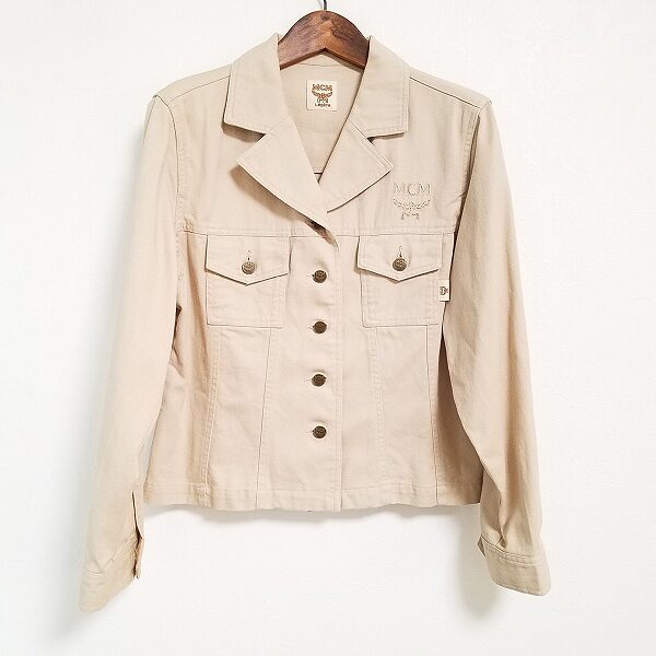 どんどん出かけたくなる エムシーエムのジャケットを買取しました