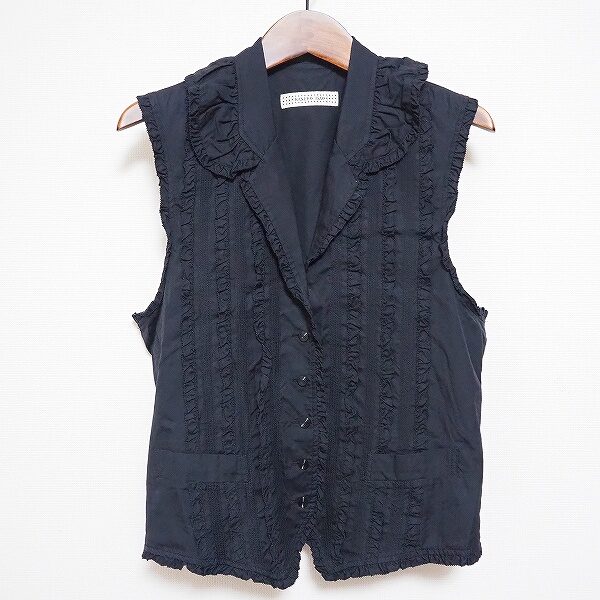 上品カジュアルにまとまる カネコイサオのベストを買取しました