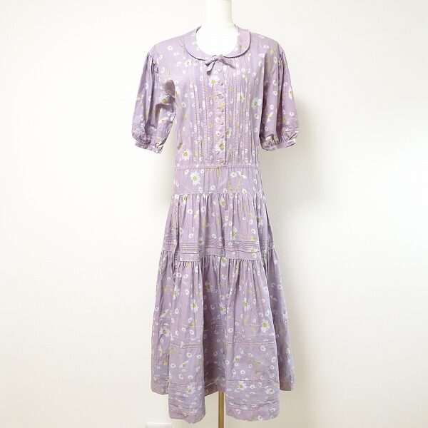 カネコイサオのワンピースを買取しました！ラベンダー色が素敵