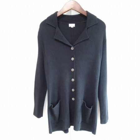 【フォクシー】黒ニットカーディガンを買取しました！スレンダーさ光る