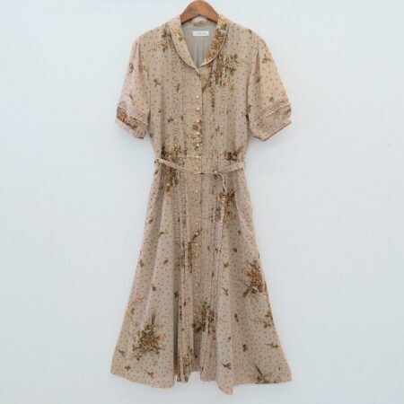 カネコイサオのワンピースを買取しました！大人デザインに可愛い花柄