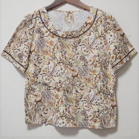 エスニック柄がクセになる レリアンのカットソー