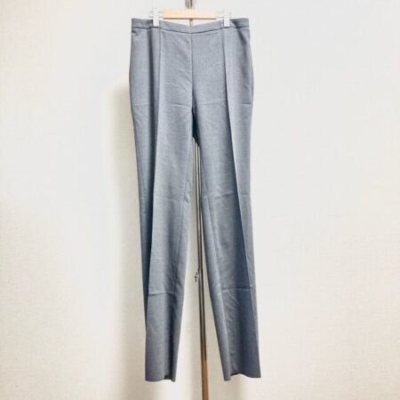 スッと伸びる マックスマーラのパンツを買取しました