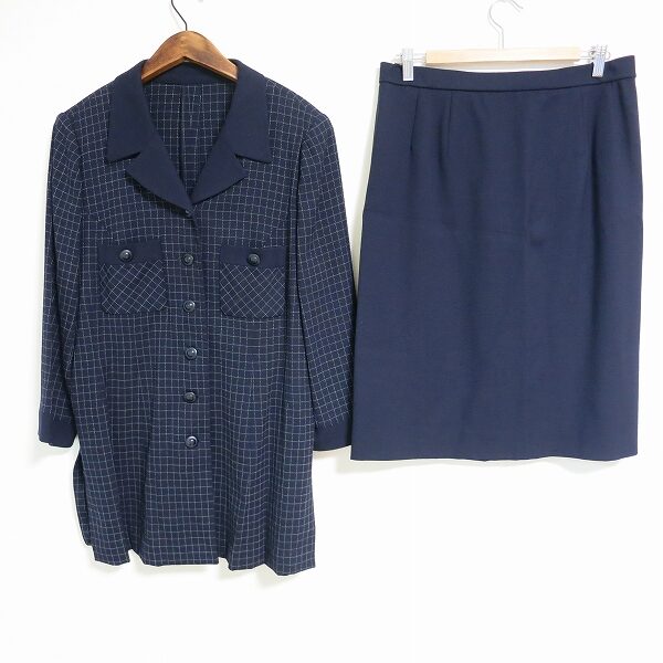 上部分が長め レリアンのスカートスーツを買取しました