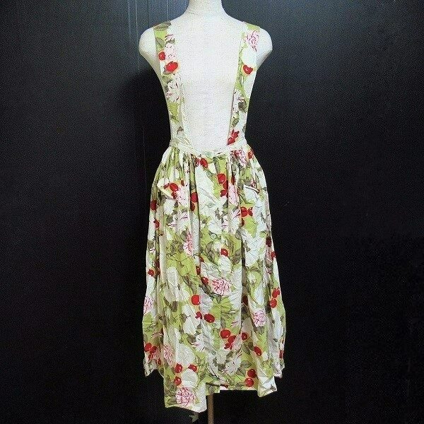 アクイールはベテラン査定でお取引！ピンクハウスのスカートを買取いたしました