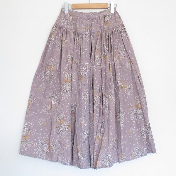 柔らかく広がる ピンクハウスのスカートを買取しました