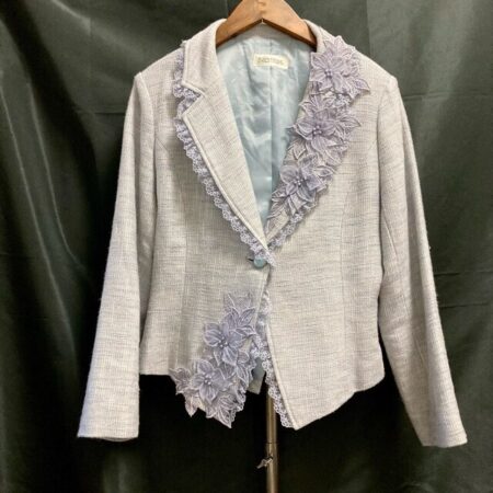 洋服買取ひとつひとつに手を抜きません！びーどろぽえむのジャケットを買取いたしました